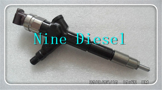 Iniettore diesel 23670-0L090 23670-30400 di Denso per Toyota 1KD-G3